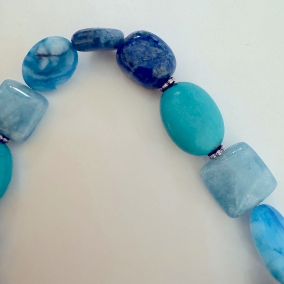 Bead Bracelet in Blue and Purple - Picture 5 of 7